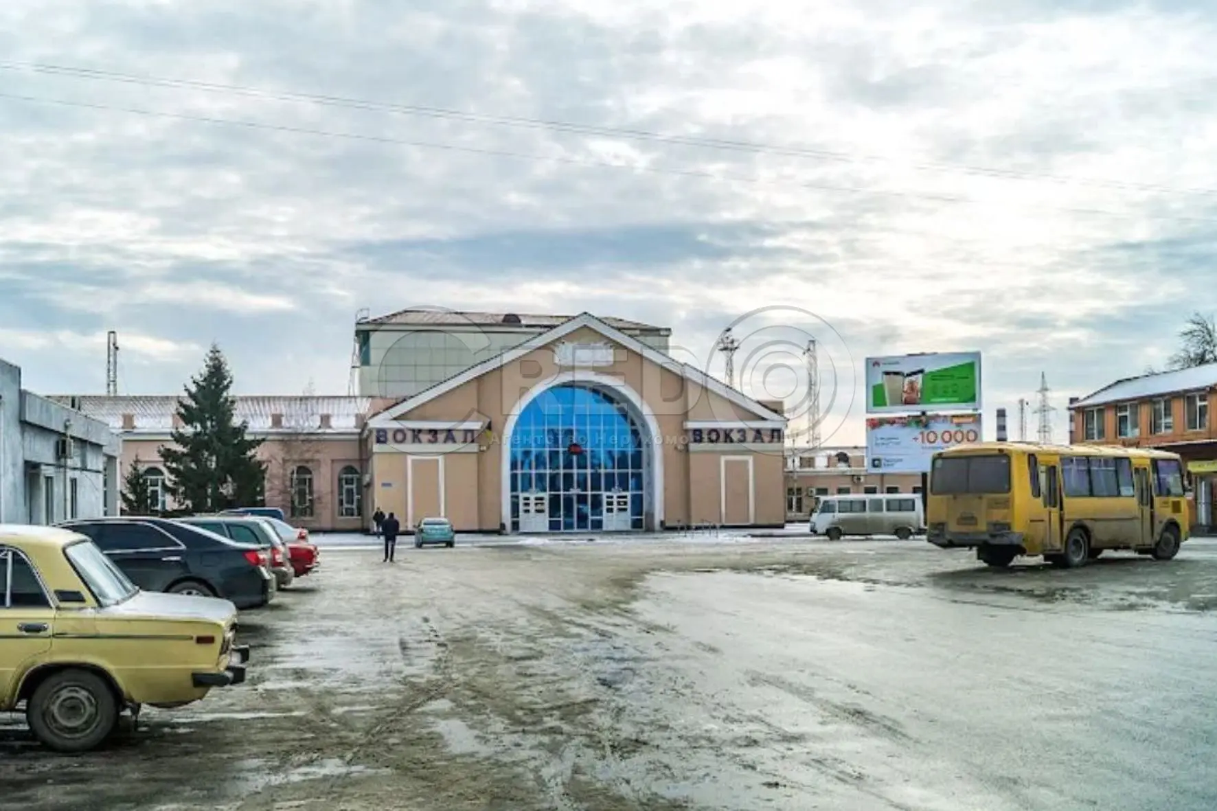 Фото Продаю офіс, 43.4 кв. м, Криворіжсталі вул. (Орджонікідзе) 9 Кривий Ріг, ціна: 18000 $, код 4058