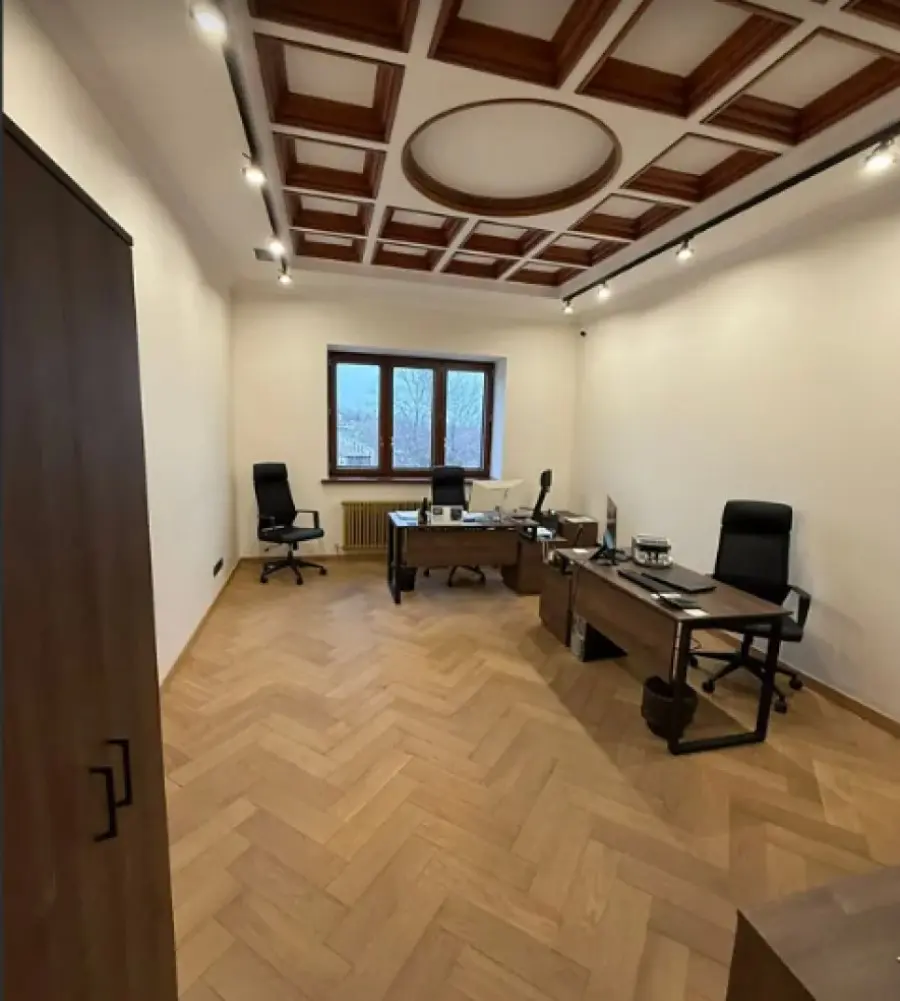 Фото Орендувати офіс, Ломаківська вул. (Мічуріна)  Київ в довгострокову оренду, ціна: 29 $, код 4065