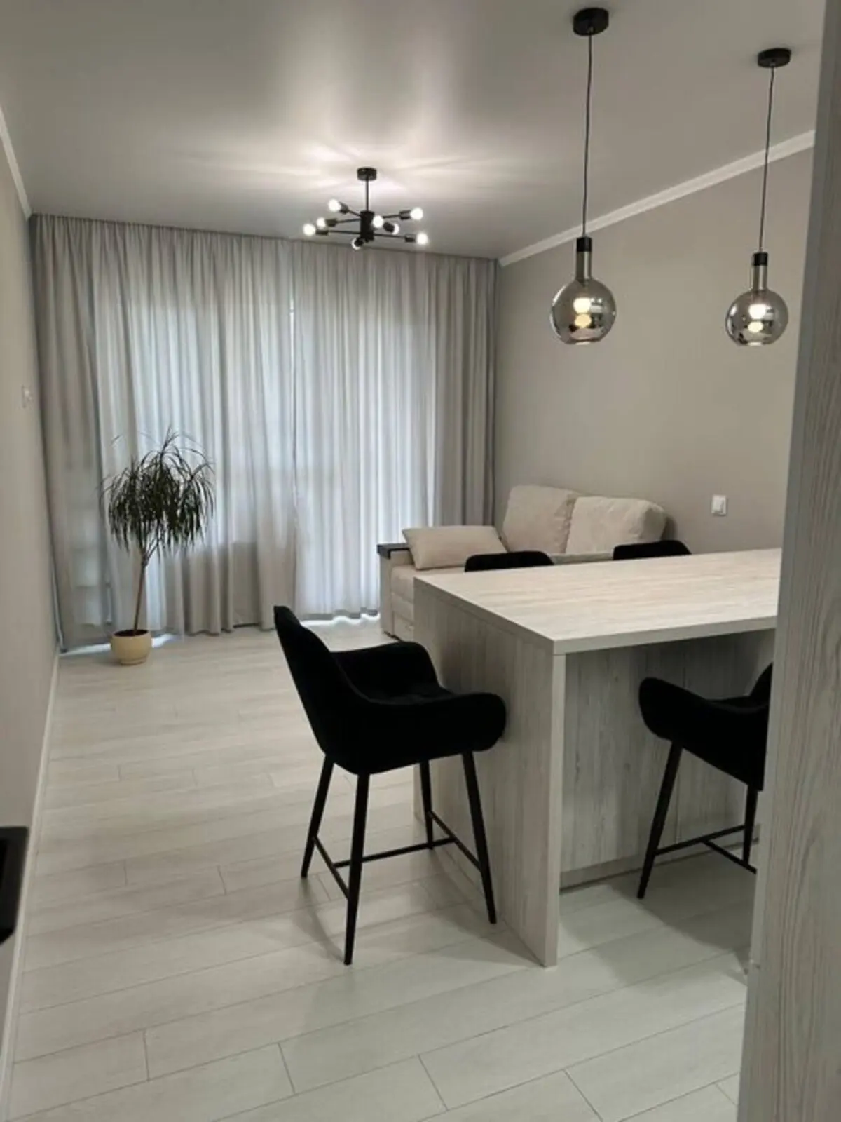 Фото Продаю 2-комнатную квартиру, 50 кв. м, Берковецкая ул. 6 Киев, цена: 85000 $, код 4076