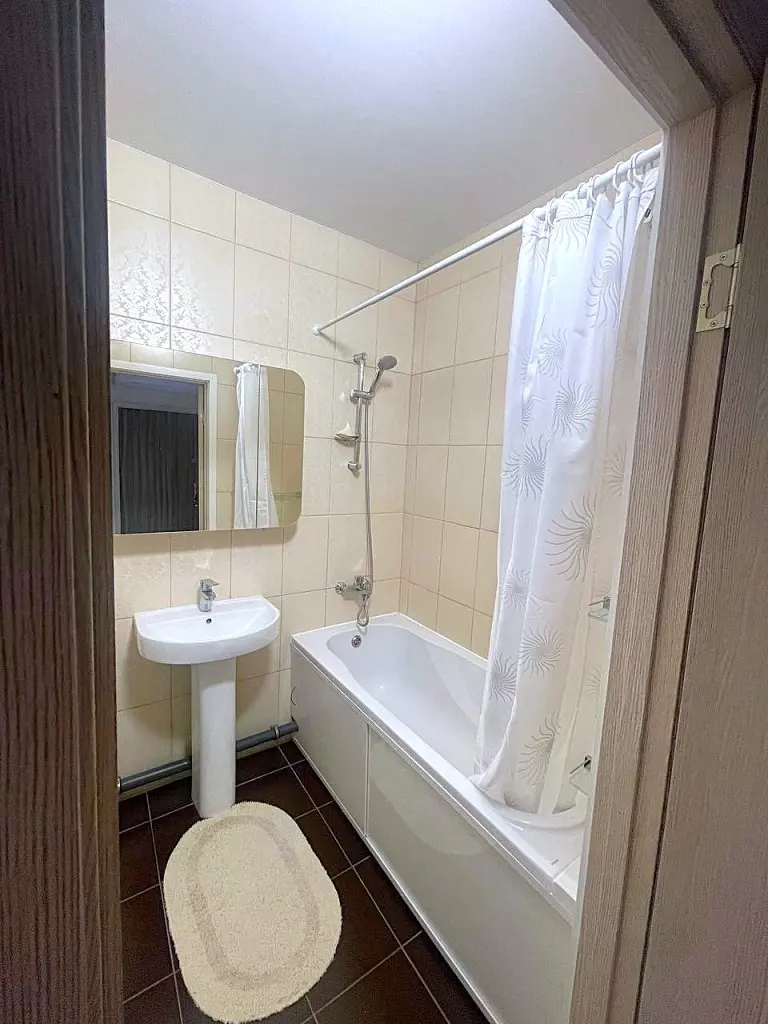 Фото Selling a 2-room apartment, 55 sq.m., Mykhaila Hrushevskoho Street 30б Odesa, price: 72000 $, code 4078