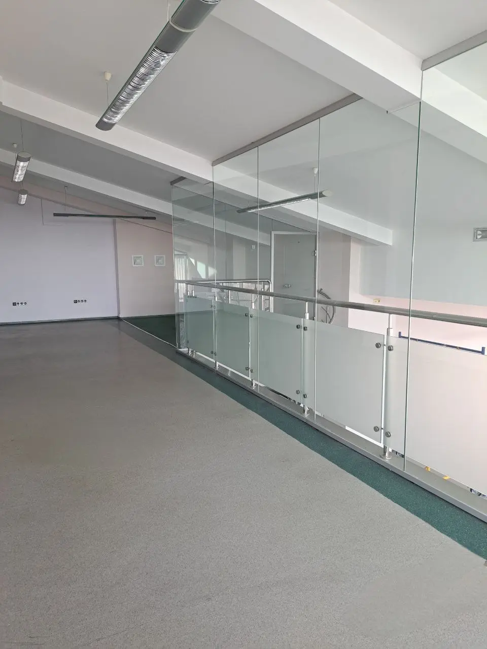 Фото Орендувати офіс, Лейпцизька вул. 3а Київ в довгострокову оренду, ціна: 22 $, код 4080