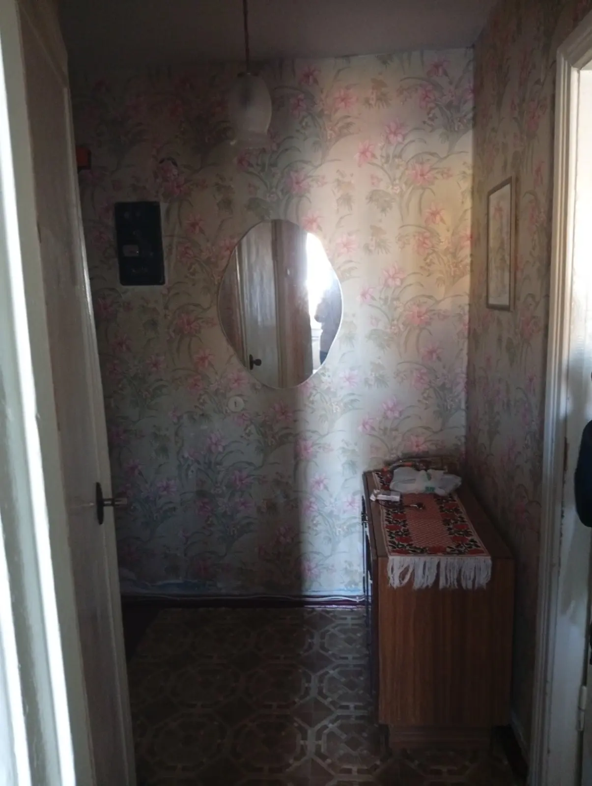 Фото Продаю 2 кімнатну квартиру, 42 кв. м, Героїв Небесної Сотні вул. (Табукашвілі) 14 Коростень, ціна: 25000 $, код 4083