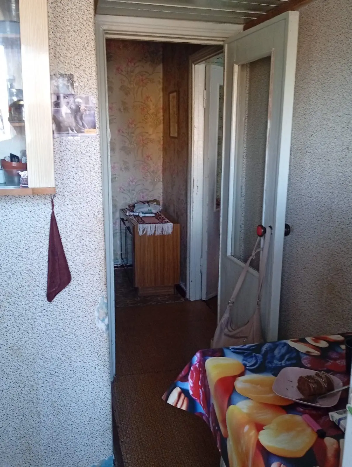 Фото Продаю 2 кімнатну квартиру, 42 кв. м, Героїв Небесної Сотні вул. (Табукашвілі) 14 Коростень, ціна: 25000 $, код 4083