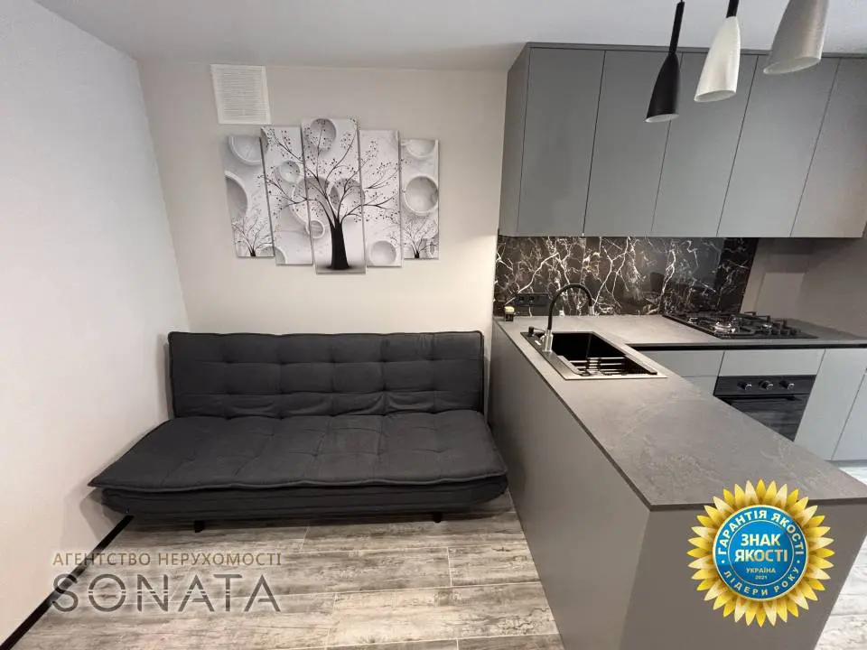 Фото Selling a 2-room apartment, 60 sq.m., Baidy Vyshnyvetskoho Street 101 Cherkasy, price: 112000 $, code 4088