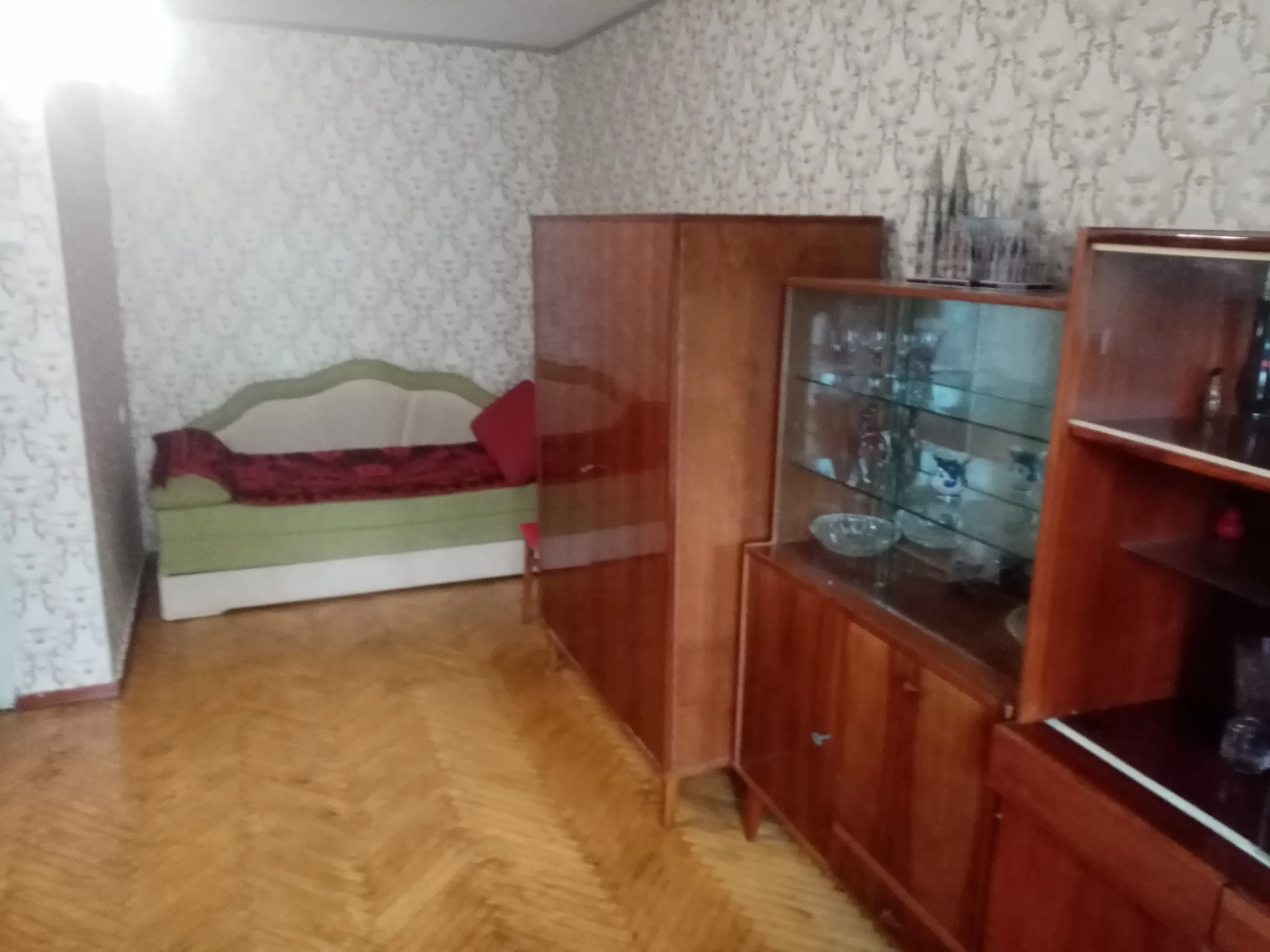 Фото Зняти 1 кімнатну квартиру, Вінницька вул.  Київ в довгострокову оренду, ціна: 7000 UAH, код 4092