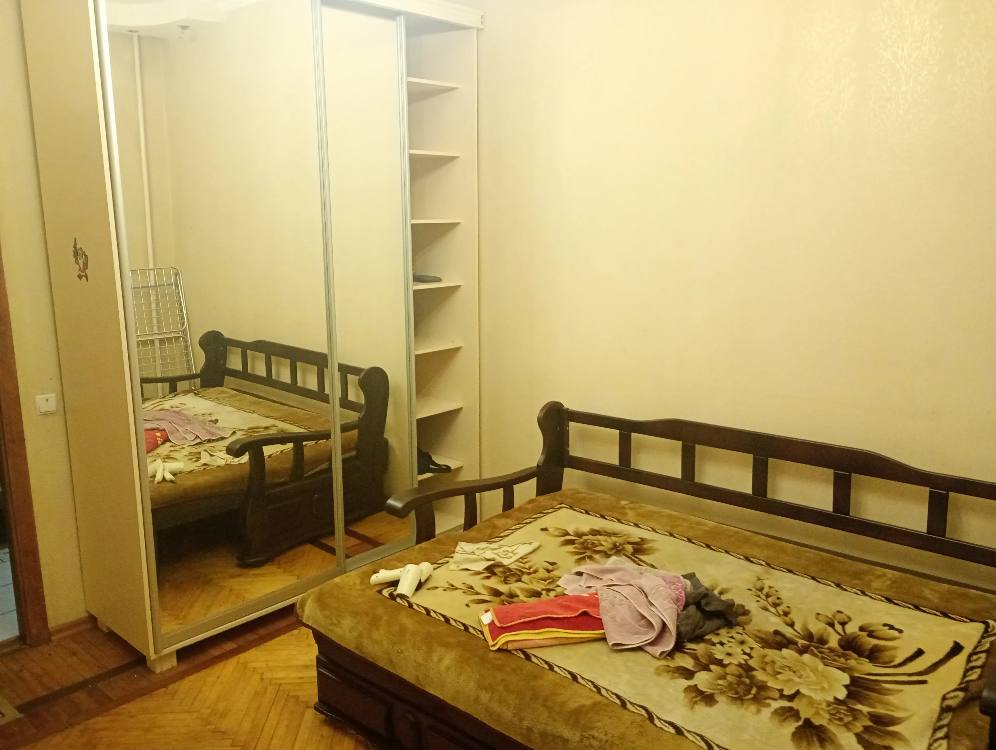 Фото Зняти 2 кімнатну квартиру, Уманська вул. 45/11 Київ в довгострокову оренду, ціна: 12000 UAH, код 4093