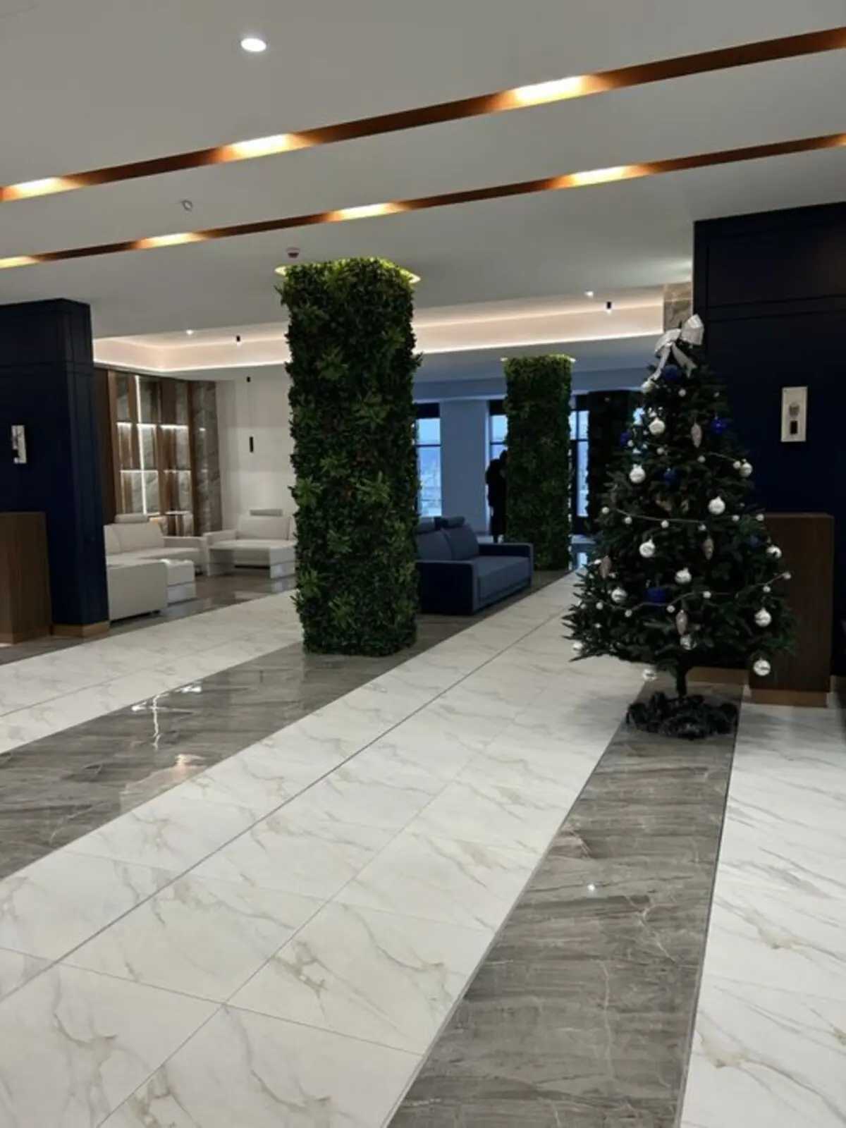 Фото Продаю 3-комнатную квартиру, 105 кв. м, Зверинецкая ул.  Киев, цена: 210000 $, код 4107