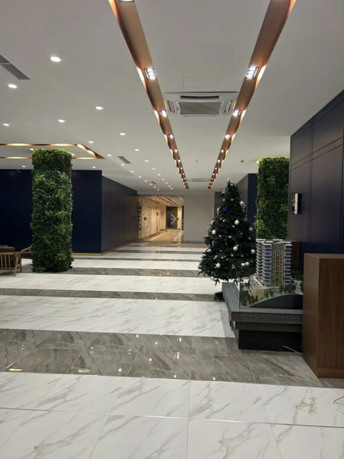 Фото Продаю 3-комнатную квартиру, 105 кв. м, Зверинецкая ул.  Киев, цена: 210000 $, код 4107