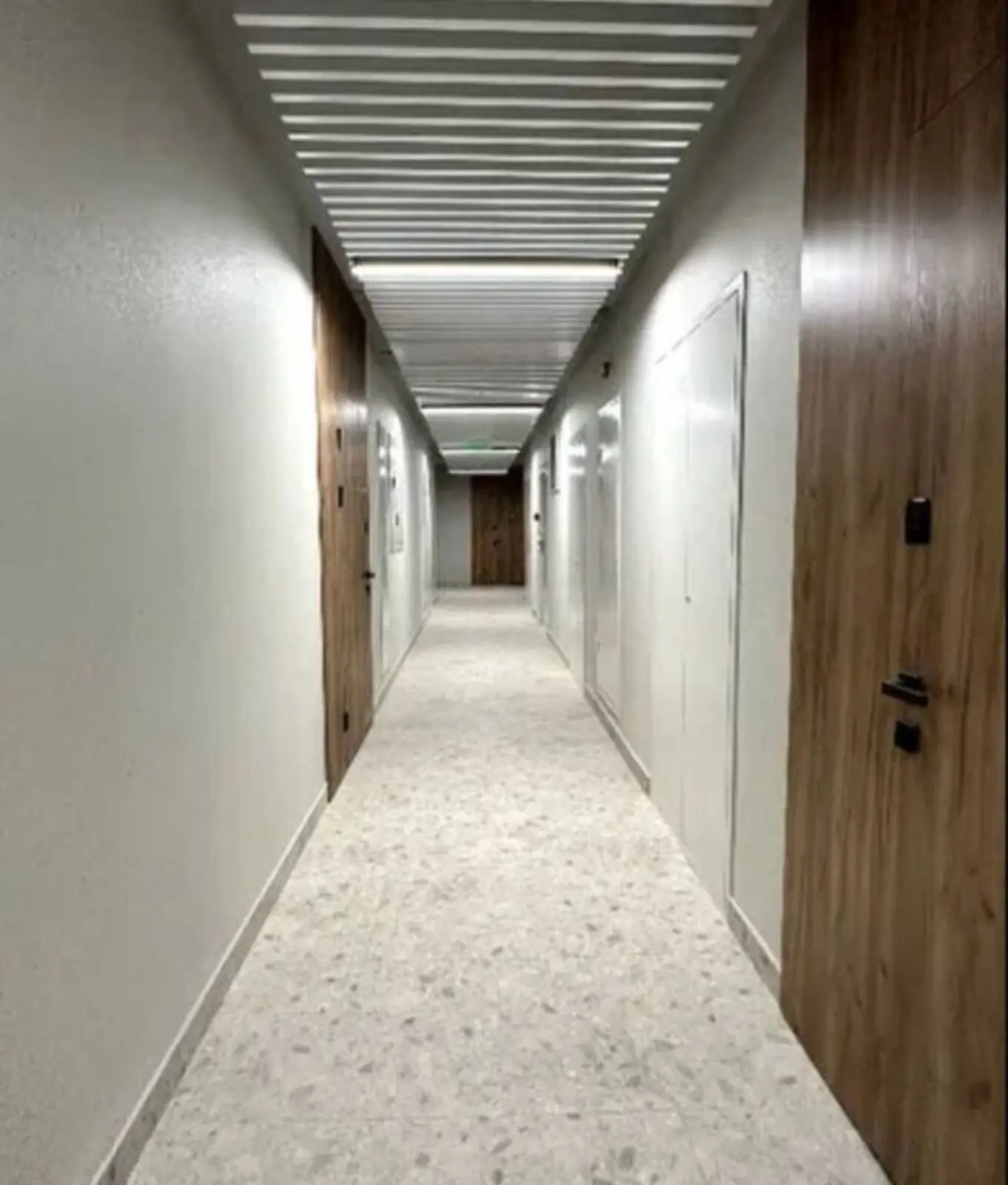 Фото Продаю 1 кімнатну квартиру, 45 кв. м, Наддніпрянське шосе  Київ, ціна: 66000 $, код 4108