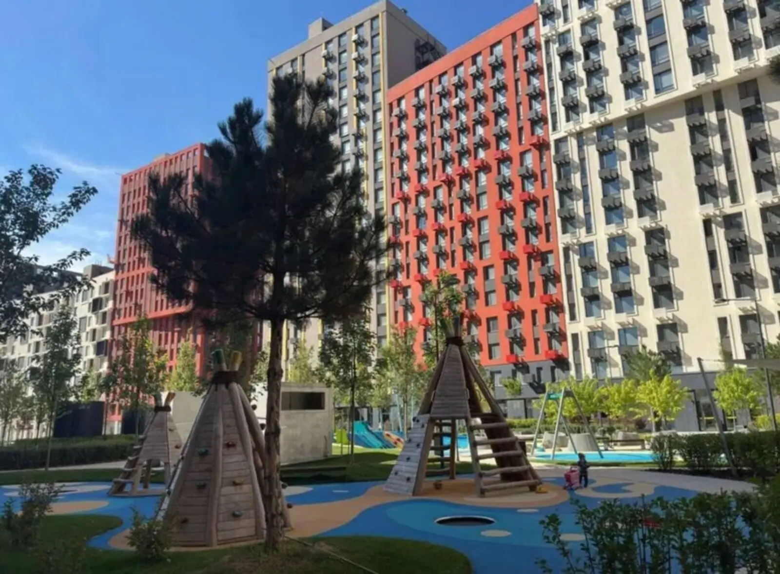 Фото Продаю 1 кімнатну квартиру, 45 кв. м, Наддніпрянське шосе  Київ, ціна: 66000 $, код 4108