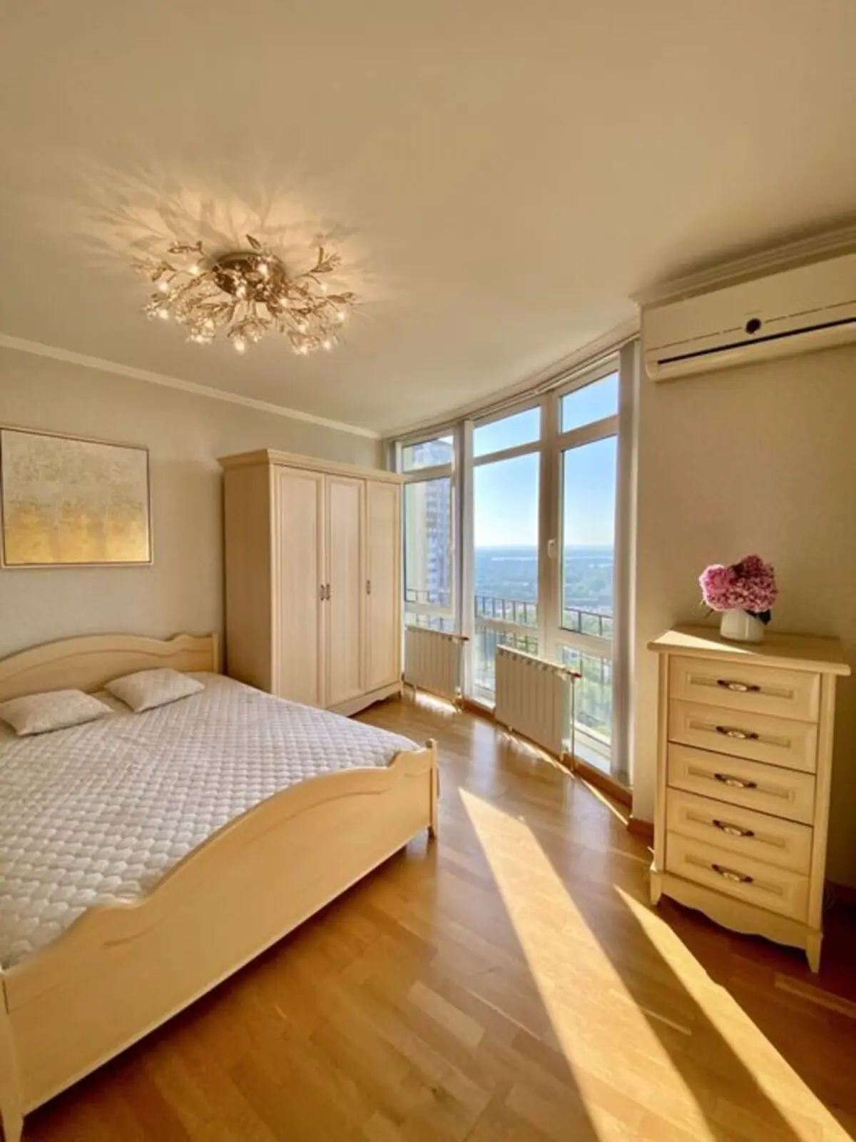 Фото Продаю 3 кімнатну квартиру, 86 кв. м, Науки просп.  Київ, ціна: 138000 $, код 4109