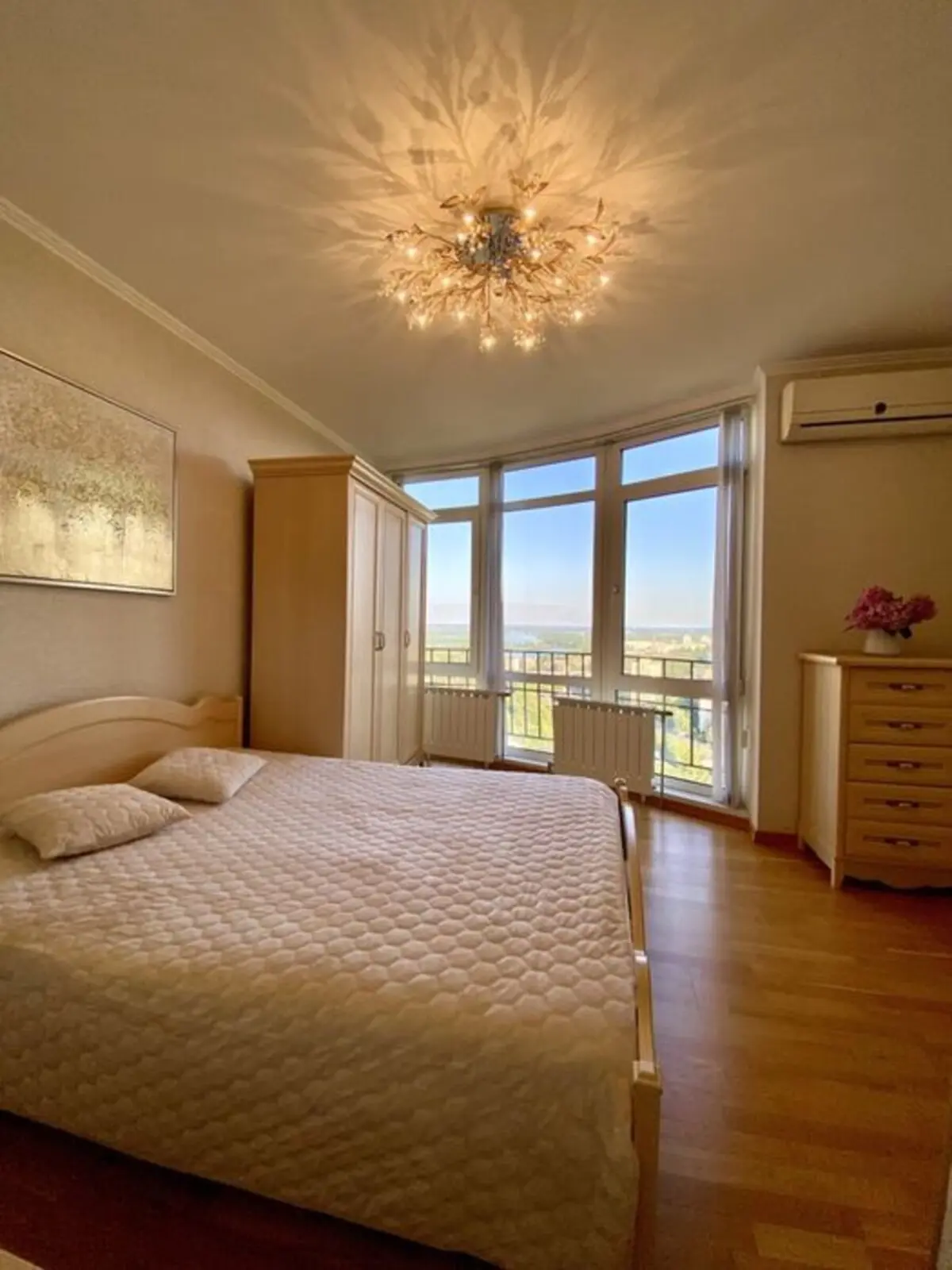 Фото Продаю 3 кімнатну квартиру, 86 кв. м, Науки просп.  Київ, ціна: 138000 $, код 4109