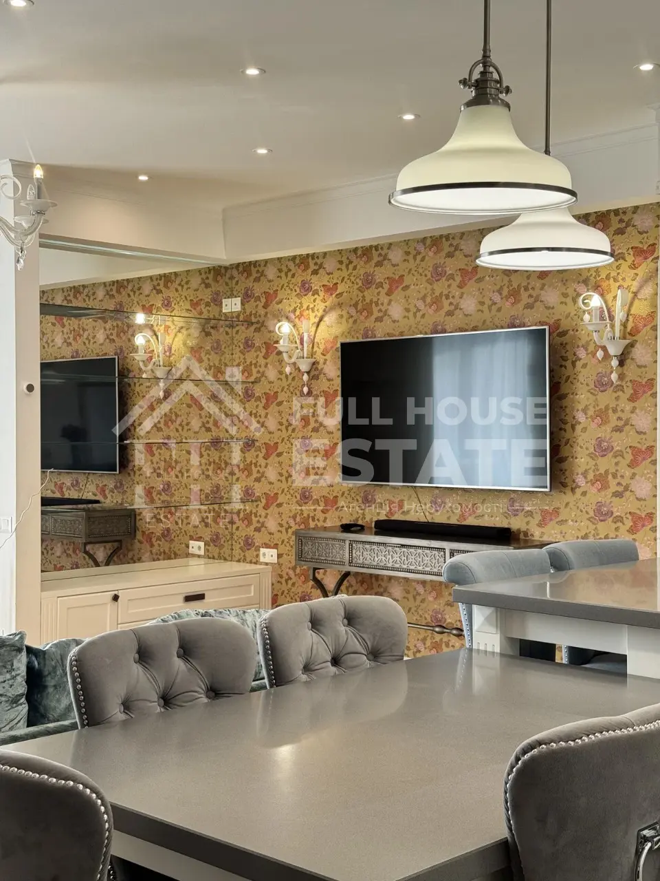 Фото Rent a 3-room apartment, Vasylia Tiutiunnyka Street (Anri Barbiusa Street) 37/1 Kyiv for long-term rent, price: 2150 $, code 4111