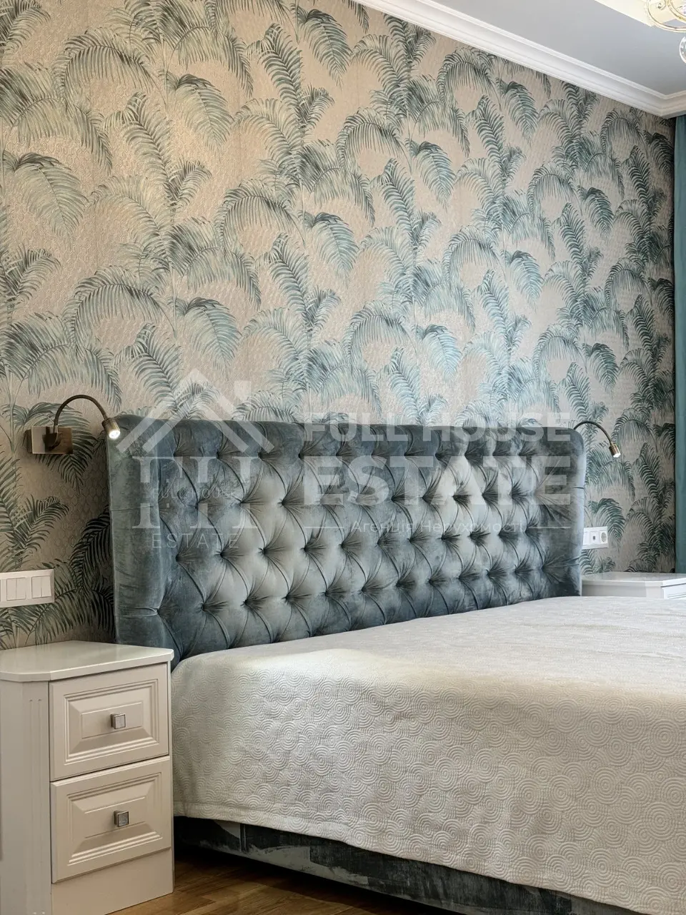 Фото Rent a 3-room apartment, Vasylia Tiutiunnyka Street (Anri Barbiusa Street) 37/1 Kyiv for long-term rent, price: 2150 $, code 4111