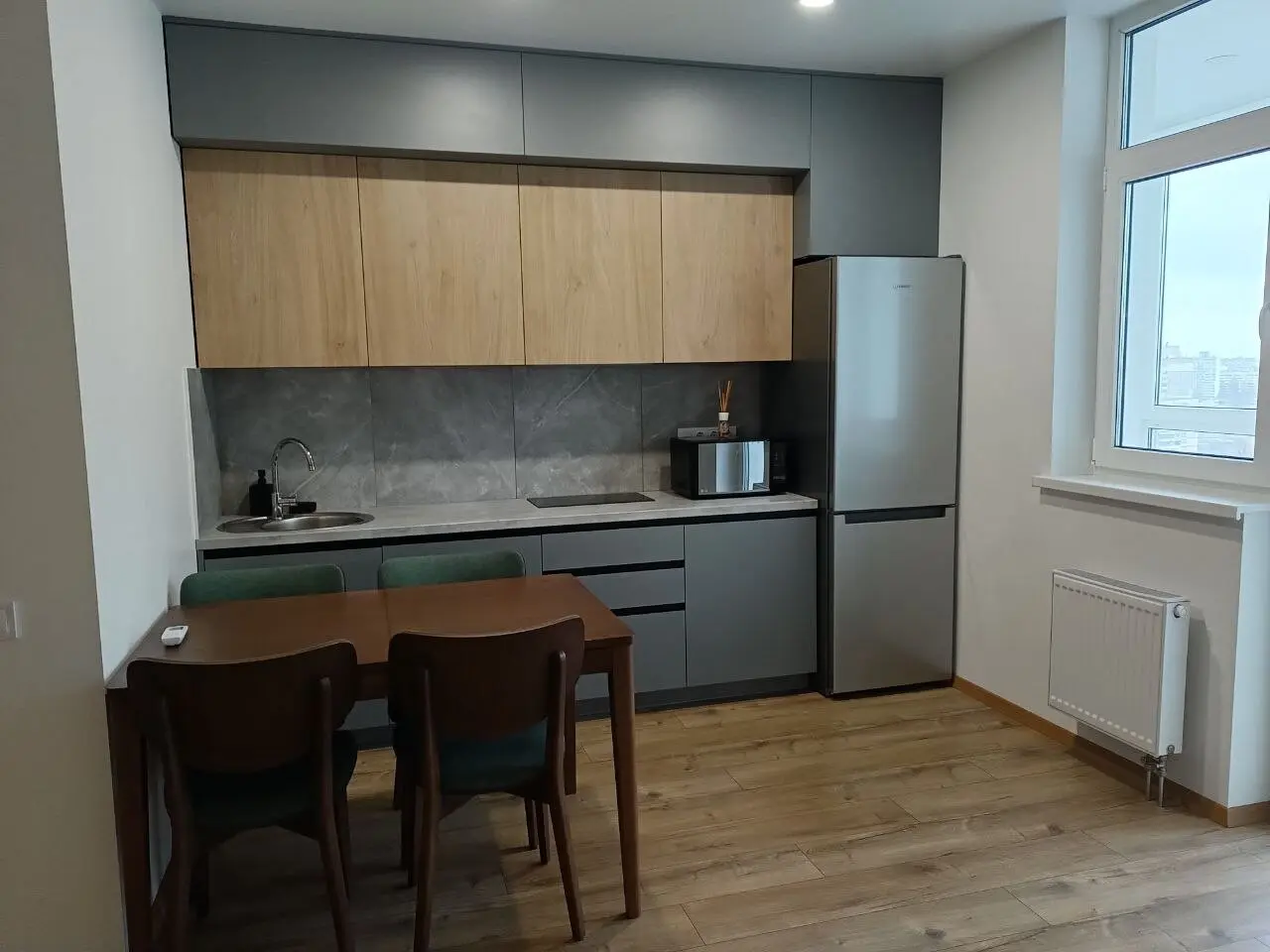 Фото Зняти 1 кімнатну квартиру, Ревуцького вул. 40 Київ в довгострокову оренду, ціна: 17000 грн, код 4114