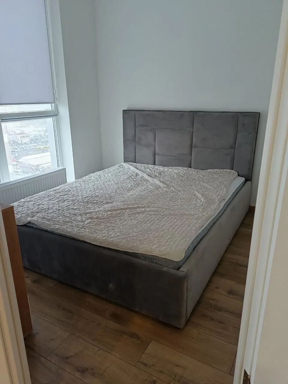 Фото Зняти 1 кімнатну квартиру, Ревуцького вул. 40 Київ в довгострокову оренду, ціна: 17000 грн, код 4114