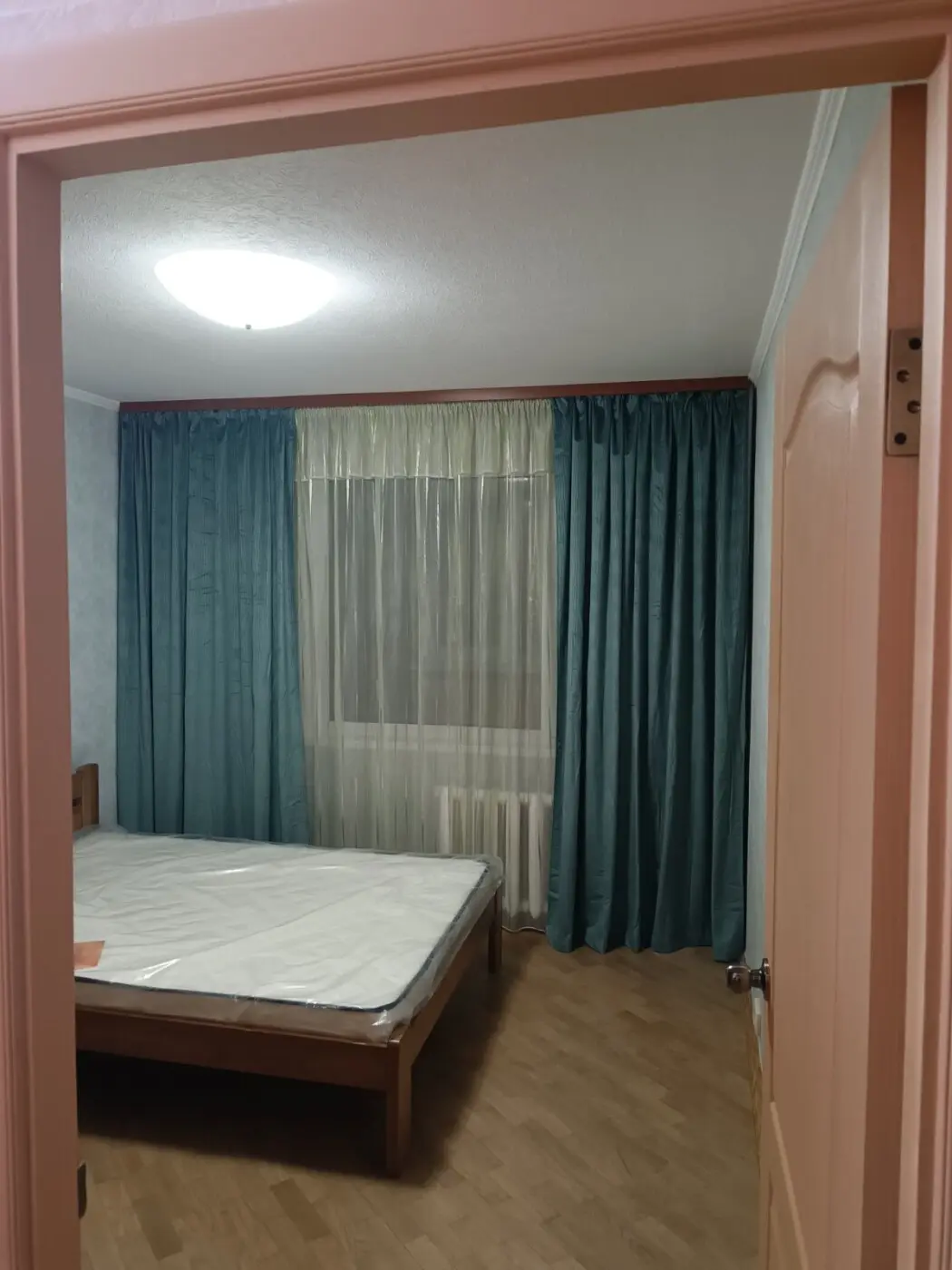 Фото Снять 2-комнатную квартиру, Пантелеймона Куліша ул. (Челябинская) 17 Киев в долгосрочную аренду, цена: 18000 UAH, код 4118