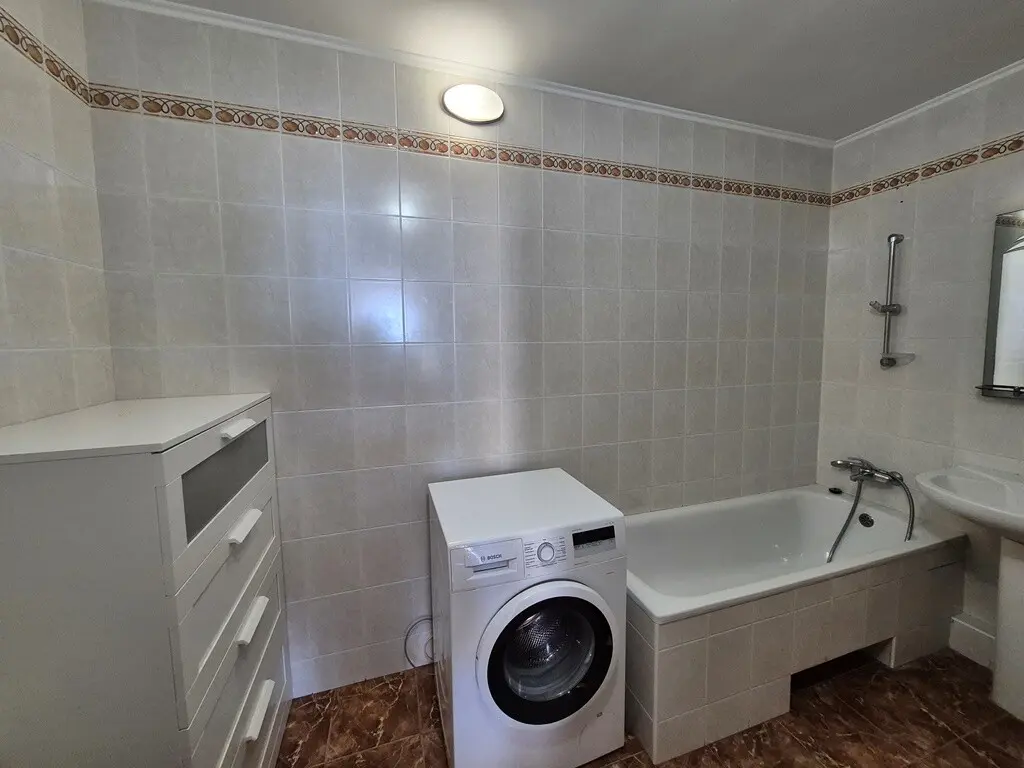 Фото Зняти 2 кімнатну квартиру, Вишняківська вул. 3 Київ в довгострокову оренду, ціна: 15000 грн, код 4120