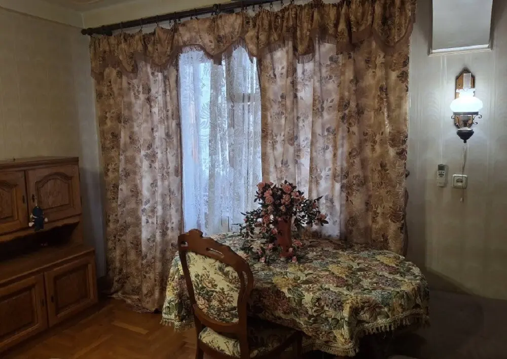 Фото Зняти 2 кімнатну квартиру, Павла Тичини просп. 5 Київ в довгострокову оренду, ціна: 15000 грн, код 4123