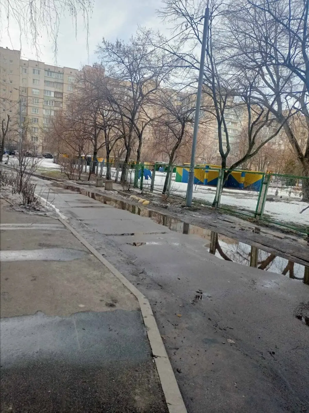 Фото Selling a 1-room apartment, 70 sq.m., Mykoly Zakrevskoho Street (Myloslavska Street) 31 Kyiv, price: 70000 $, code 4124