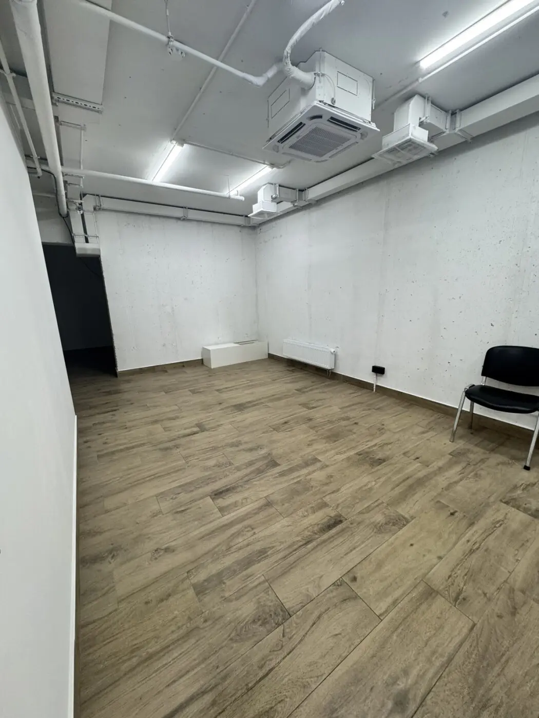 Фото Арендовать офис, Днепровская набережная  Киев в долгосрочную аренду, цена: 86000 грн, код 4125