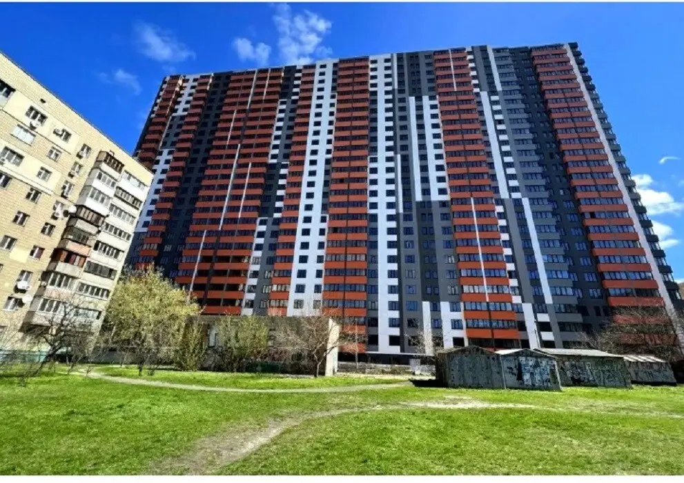 Фото Продаю 2-комнатную квартиру, 60 кв. м, Владимира Сосюры ул. 6 Киев, цена: 59000 $, код 4126