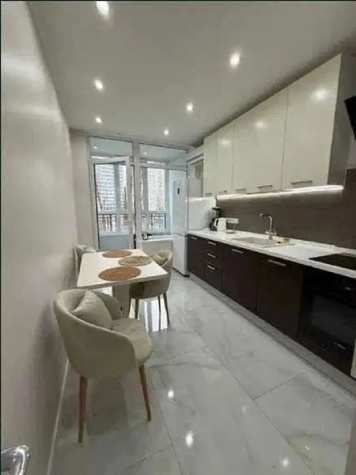 Фото Selling a 2-room apartment, 65 sq.m., Ovanesa Tumaniana Street 3 Kyiv, price: 140000 $, code 4127