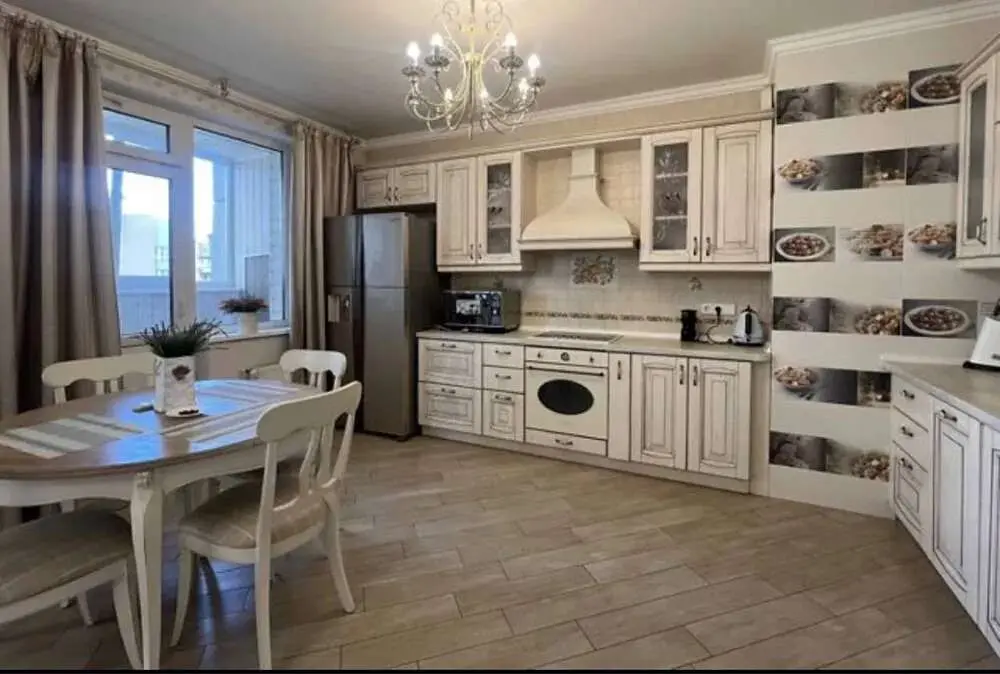 Фото Selling a 3-room apartment, 106 sq.m., Raisy Okipnoi Street 10 Kyiv, price: 175000 $, code 4128