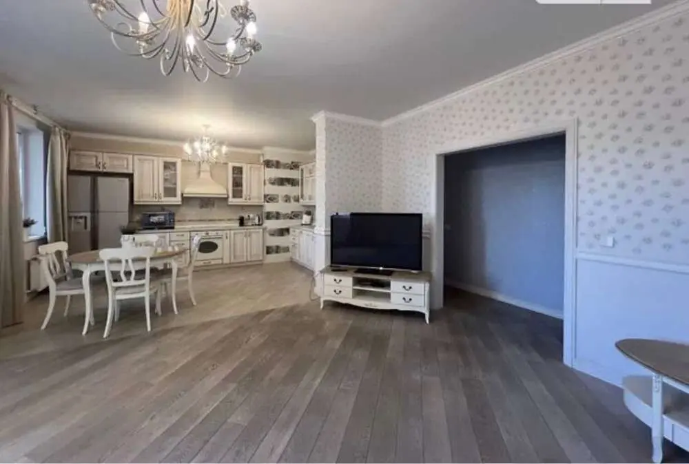 Фото Selling a 3-room apartment, 106 sq.m., Raisy Okipnoi Street 10 Kyiv, price: 175000 $, code 4128