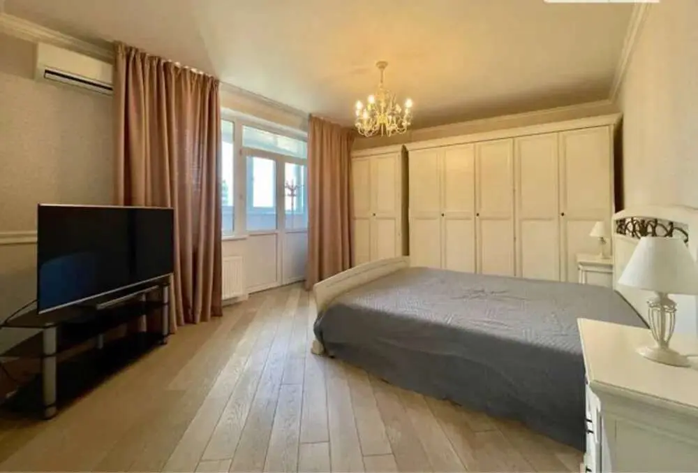 Фото Selling a 3-room apartment, 106 sq.m., Raisy Okipnoi Street 10 Kyiv, price: 175000 $, code 4128