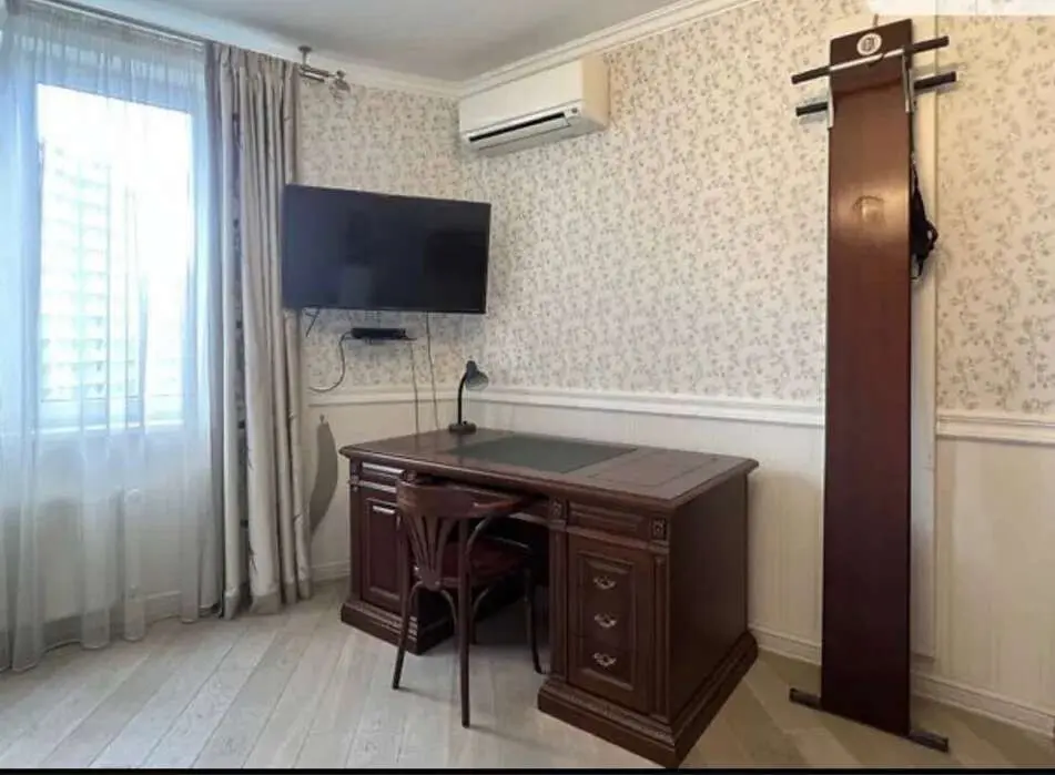 Фото Selling a 3-room apartment, 106 sq.m., Raisy Okipnoi Street 10 Kyiv, price: 175000 $, code 4128