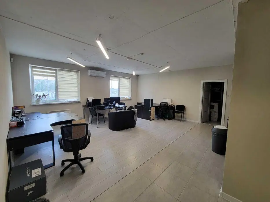 Фото Арендовать офис, Ревуцкого ул. 40 Киев в долгосрочную аренду, цена: 60200 грн, код 4130