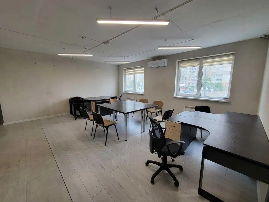 Фото Арендовать офис, Ревуцкого ул. 40 Киев в долгосрочную аренду, цена: 60200 грн, код 4130