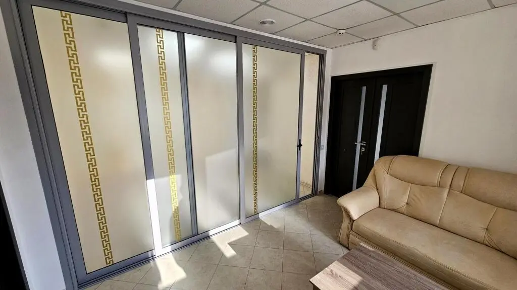 Фото Орендувати офіс, Урлівська вул.  Київ в довгострокову оренду, ціна: 45000 грн, код 4132