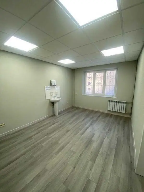 Фото Арендовать офис, Драгоманова ул. 27 Киев в долгосрочную аренду, цена: 49000 грн, код 4134