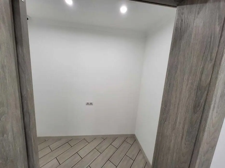 Фото Арендовать офис, Софии Русовой ул. 3 Киев в долгосрочную аренду, цена: 24000 грн, код 4135