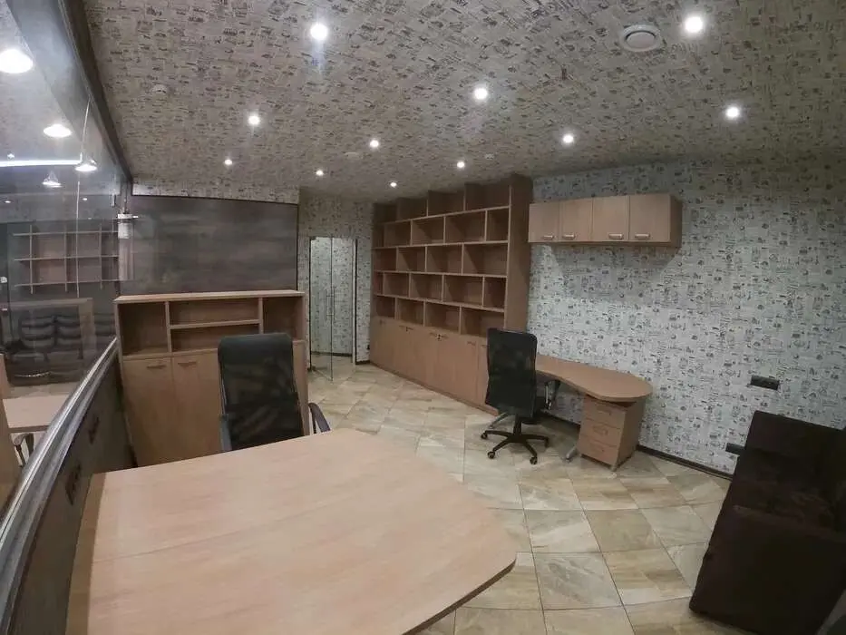 Фото Орендувати офіс, Дніпровська набережна 26 Київ в довгострокову оренду, ціна: 64500 грн, код 4136