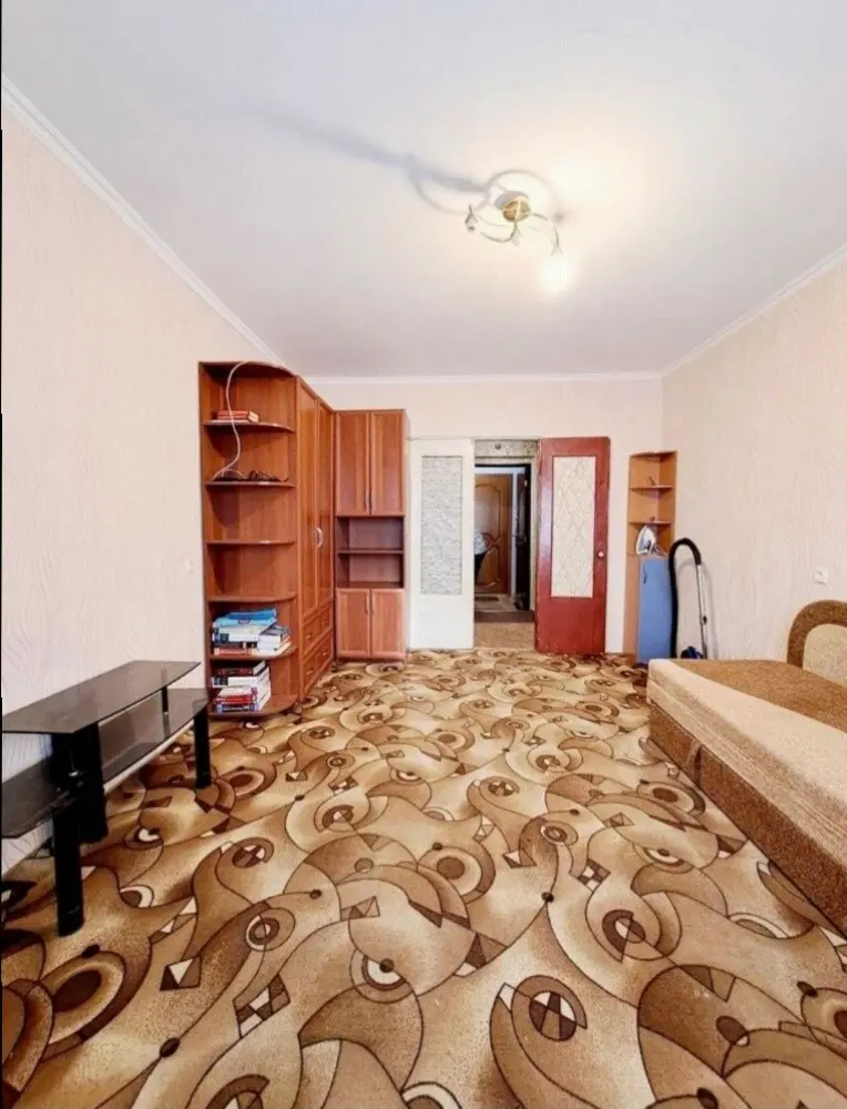 Фото Зняти 2 кімнатну квартиру, Олександра Кошиця вул. 9 Київ в довгострокову оренду, ціна: 15000 грн, код 4138