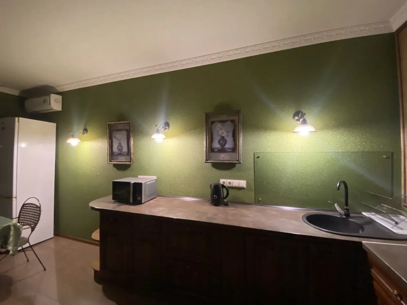 Фото Зняти 3 кімнатну квартиру, Голосіївський пров.  Київ в довгострокову оренду, ціна: 86000 грн, код 4143