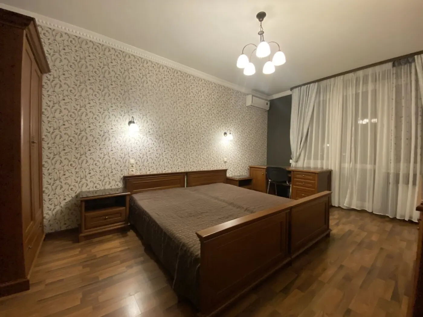 Фото Зняти 3 кімнатну квартиру, Голосіївський пров.  Київ в довгострокову оренду, ціна: 86000 грн, код 4143