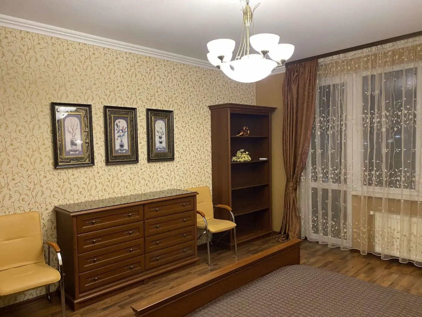 Фото Зняти 3 кімнатну квартиру, Голосіївський пров.  Київ в довгострокову оренду, ціна: 86000 грн, код 4143