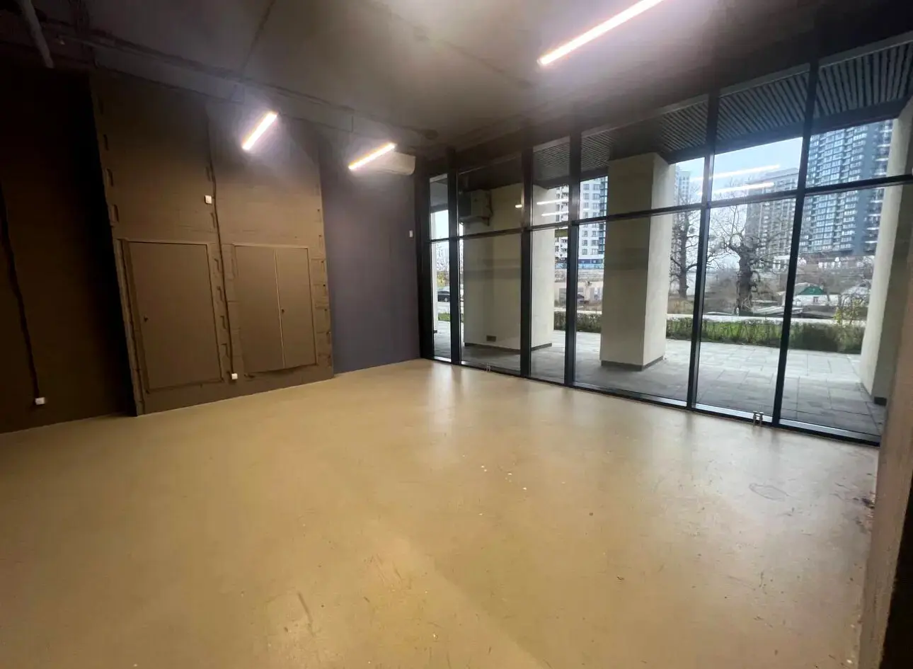 Фото Орендувати офіс, Зарічна вул.  Київ в довгострокову оренду, ціна: 65000 грн, код 4147