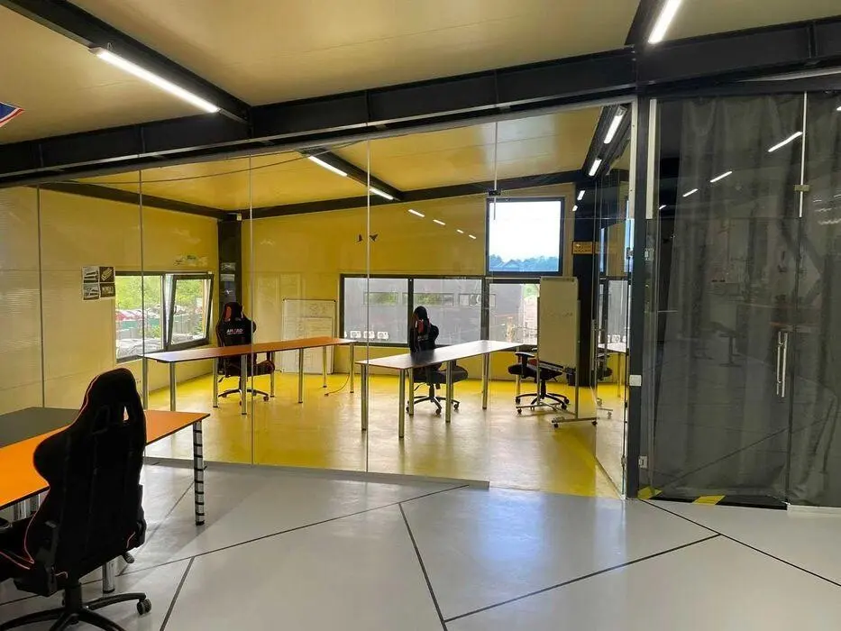 Фото Арендовать офис, Садовая ул.  Киев в долгосрочную аренду, цена: 126420 грн, код 4152