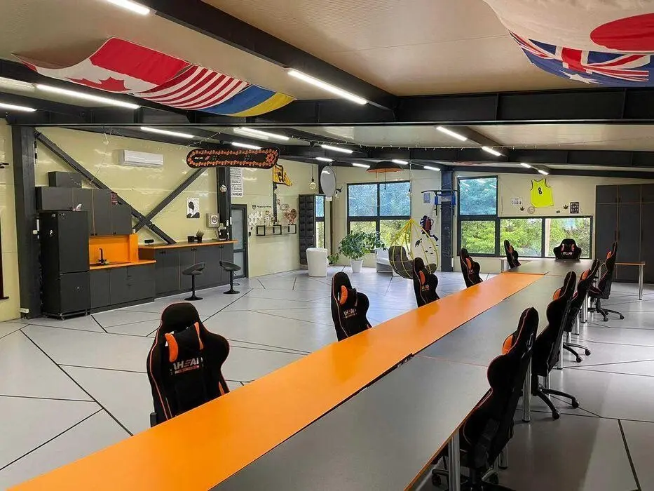 Фото Арендовать офис, Садовая ул.  Киев в долгосрочную аренду, цена: 126420 грн, код 4152