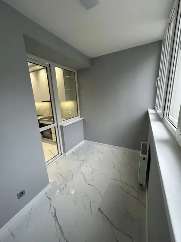 Фото Selling a 1-room apartment, 46 sq.m., Kharkivske Road 190 Kyiv, price: 105000 $, code 4154