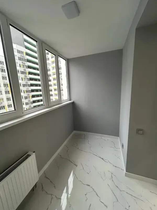 Фото Selling a 1-room apartment, 46 sq.m., Kharkivske Road 190 Kyiv, price: 105000 $, code 4154