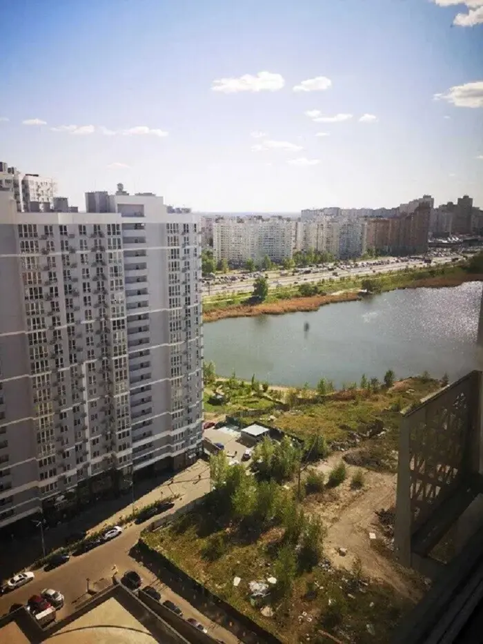 Фото Продаю 2 кімнатну квартиру, 85 кв. м, Ревуцького вул. 40 Київ, ціна: 100000 $, код 4157