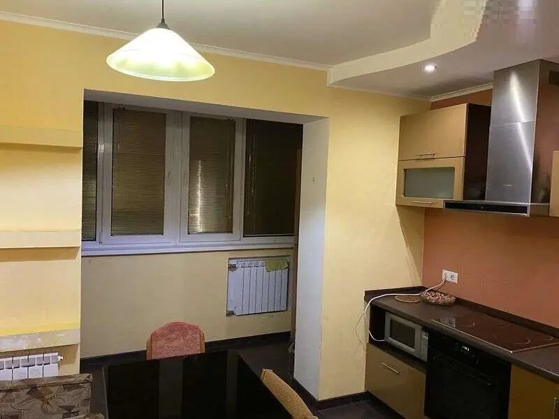 Фото Продаю 1 кімнатну квартиру, 43 кв. м, Лариси Руденко вул. 10 Київ, ціна: 70000 $, код 4158