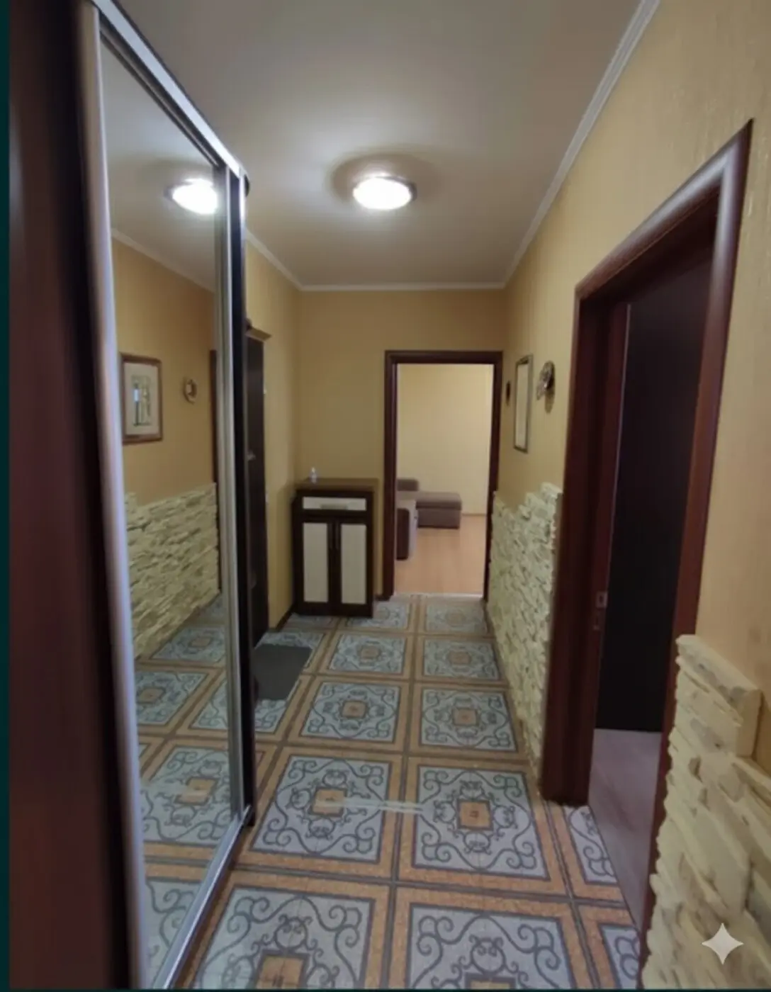 Фото Selling a 2-room apartment, 69 sq.m., Petra Hryhorenka Avenue 1 Kyiv, price: 83000 $, code 4159