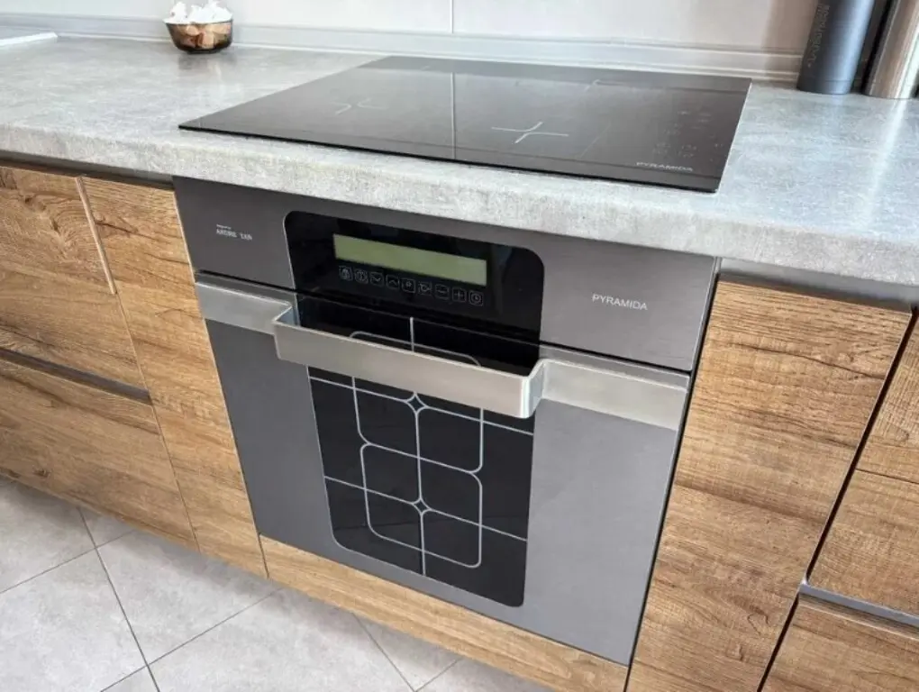 Фото Selling a 1-room apartment, 70 sq.m., Oleksandra Myshuhy Street 2 Kyiv, price: 120000 $, code 4164